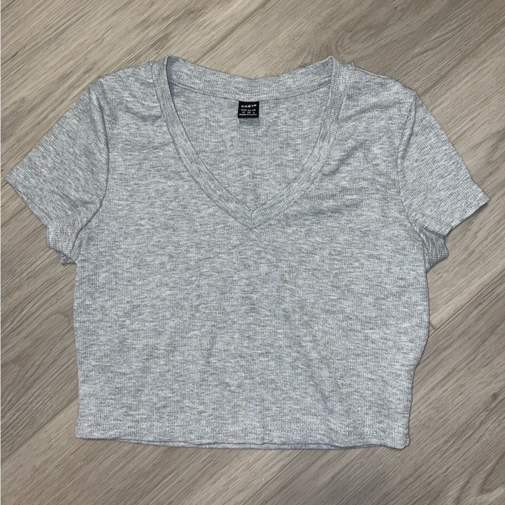 V-neck Crop Top (FINAL SALE)